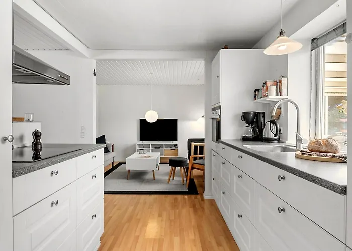Pet Friendly In With House A Panoramic View 펜션 Farsø